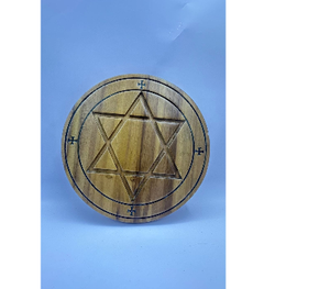 Plaque murale ronde en bois durable avec gravure en relief pour activités promotionnelles et cadeaux de mariage - Product Image 1