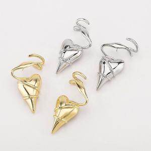 Pendientes de Botón de Aleación con Baño de Oro, Diseño de Nicho, Modernos, Líneas Geométricas Únicas, Corazón Envolvente, Estilo de Alta Gama, Corazón de Espinas - Product Image 3
