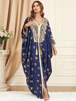 Nouvelle Abaya Kaftan musulmane de Dubaï - Robe longue islamique bleu marine à imprimé floral doré, col en V, patchwork de dentelle et manches chauve-souris pour l'Aïd et le Ramadan