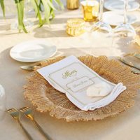 Assiettes de présentation rondes dorées de 13 pouces en plastique motif récif pour dîner, mariage, décoration élégante, sous-assiettes en acrylique
