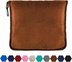 Couverture et oreiller de voyage portable et pliable avec logo personnalisé Oeko tex 4 en 1, couverture d'oreiller de voyage en flanelle avec sac