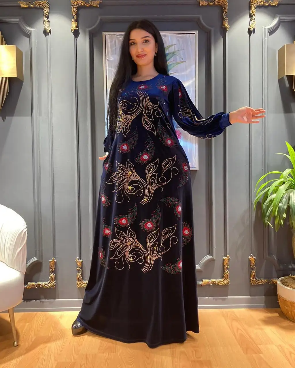 Mid East Dubai Kleid Afrikanischer Strass Pfau Federn Mosaik Stoff Luxus Islamische Kleidung Muslim Kaftan Caftan Abaya
