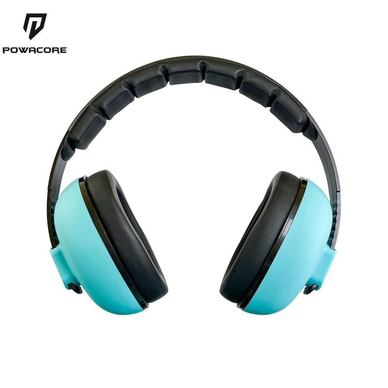 สีฟ้าทะเลสาบ