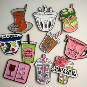 Autocollant de téléphone personnalisé, badges métalliques, épingle de revers en métal MATCHA pour téléphone portable - Product Image 1