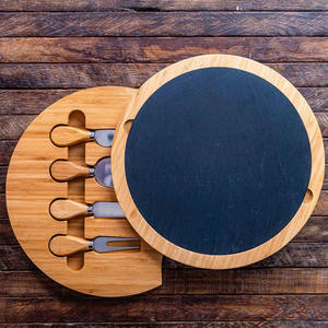 Plateau de service rond pour pique-nique en bambou avec plateau à fromage, ensemble de couteaux et <span class=keywords><strong>ardoise</strong></span> - Product Image 5