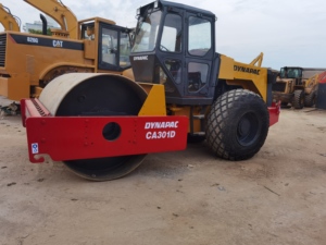 Rodillo de carretera usado de buena calidad Ca301d Dynapac Máquina compactadora de rodillos de carretera Dynapac CA301 Rodillo de carretera usado Precio bajo - Product Image 3