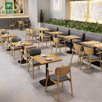 Table et chaises carrées en bois pour café, usage commercial, pour hôtel, restaurant, café, hôpital - Facile à nettoyer, respectueux de l'environnement