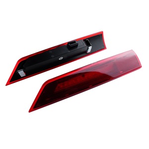 Ensemble de troisième feu de freinage LED de voiture pour Ford Transit <span class=keywords><strong>Tourneo</strong></span> personnalisé aile/porte de grange feu de stop arrière haut montage 3e feu de freinage - Product Image 3