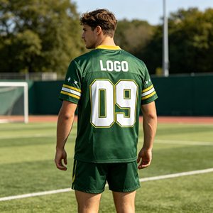 Camiseta deportiva de manga corta para hombre, 100% poliéster, impresión por sublimación, cuello en V, personalizable con logotipo. - Product Image 4