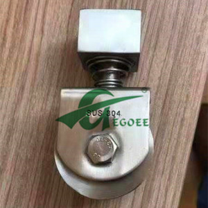 Roues de rouleau de porte coulissante de conception moderne d'Inox de fer de l'acier inoxydable 304/201 <span class=keywords><strong>pour</strong></span> la porte coulissante résistante d'hôtel - Product Image 2