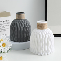 Vas Dekorasi Rangkaian Bunga Gaya Sederhana Vas Plastik Grosir Modern Kreatif Dekorasi Vas Kuncup Origami Kecil Segar untuk Meja Rumah
