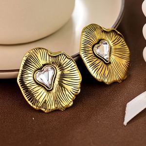 Pendientes de Botón Geométricos Chapados en Oro de Estilo Retro para Mujer, Moda de Alta Gama con un Toque de Lujo Ligero - Product Image 6