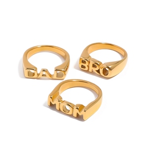 Anillo de Letras de Moda con 6 Diseños: MAMÁ, PAPÁ, HERMANA, HERMANO, FAMILIA, Anillo con Baño de Oro de 18K PVD, Anillo Estampado para Mujer, Joyería de Acero Inoxidable - Product Image 6