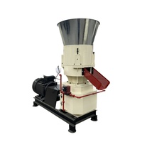 Machine à granulés d'aliments pour animaux multifonctionnelle très vendue pour le traitement des aliments pour volailles, porcs, bovins, à base de maïs, soja et herbe