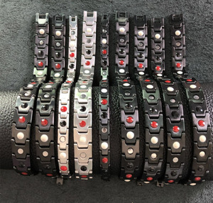 צמיד קלאסי, צמיד קלאסי עם מגנט couplies 'תכשיטים למסיבת חתונה מצופה זהב יוניסקס - Product Image 4