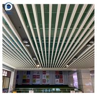 Optima Decoración Grano de madera Acabado Haz Deflector de aluminio Techo Aluminio Techo lineal