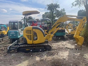 Mini-excavatrice sur chenilles Komatsu Pc35 d'occasion de 3 tonnes avec moteur et pompe, modèle 2022, testée et inspectée, chenilles en caoutchouc à vendre - Product Image 2