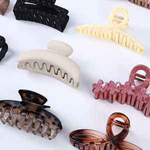 กิ๊บติดผมเรซิ่นแฟชั่นสำหรับผู้หญิง <span class=keywords><strong>ผม</strong></span>หนา/บาง 9 แบบ ขนาดกลาง/ใหญ่ สีกาแฟ สีดำ ลายเรขาคณิต ประกายมุก - Product Image 4