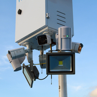 Système de caméra de sécurité 5G Hik-Connect App 4K 8MP avec système d'alarme intégré NVR et options de stockage de données