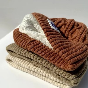 <span class=keywords><strong>Bonnet</strong></span> d'hiver de style coréen pour femmes, <span class=keywords><strong>bonnet</strong></span> en tricot doublé de polaire épais avec protection contre le froid pour les oreilles, assorti à tous les styles pour hommes - Product Image 2
