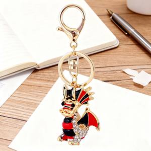 Gantungan kunci naga kartun 3D, Aksesori dekorasi gantungan kunci liontin naga Cina keberuntungan berlian - Product Image 1
