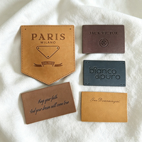 Écussons personnalisés thermocollés avec logo, étiquettes en cuir PU écologiques pour jeans, accessoires de vêtements à coudre, vente en gros OEM
