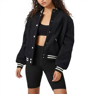 Chaqueta Universitaria Unisex Negra de Lana, Color Sólido, Cierre de Botones, Estilo Casual, Corte Corto, Cuello Camisero, Ajuste Regular, Personalizable con Letras - Product Image 1