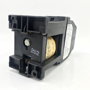 คอนแทคเตอร์ใหม่แท้รุ่น 3TH4310-0B เซอร์กิตเบรกเกอร์ รีเลย์ควบคุม PLC DE - Product Image 1
