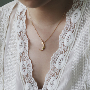 Collier en acier titane plaqué or 18 carats, motif croissant de lune et étoile, résistant au ternissement, style vintage féerique, chaîne de clavicule pour femme - Product Image 5