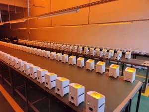 DMX Wireless up Light 6pcs RGBWA+UV 6in1 Battery Powered Uplights LED Par Light for Stage Light - Product Image 5