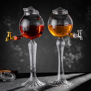 Fontaine de globe d'<span class=keywords><strong>absinthe</strong></span> en verre borosilicate personnalisé tasses à vin de Noël en cristal clair avec conception créative de gobelet à longue tige - Product Image 2