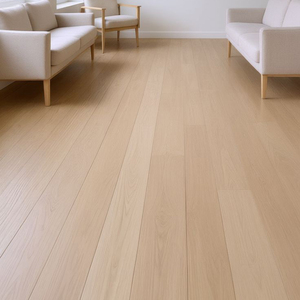 Parquet en chêne FSC à trois couches, rainuré lisse, qualité AB, durable, système de clic, 12 mm 6 mm, conçu pour les restaurants - Product Image 1