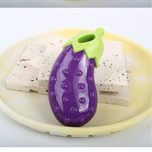 Jouet à mâcher pour chien en TPR, forme d'aubergine, taille moyenne, design mignon, pour usage intérieur, avec son couineur - Product Image 4