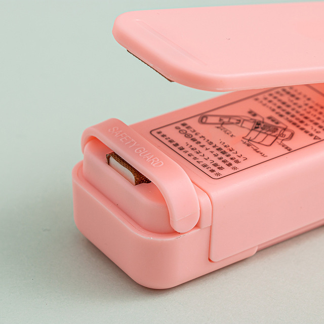 Mini Heat Bag Home Sealer Machine Small Closure Portable Plastic Bag Food Snack Sealer