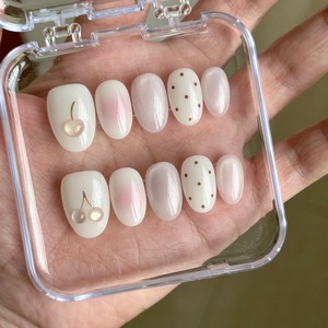TSZS Vente en gros 10 pièces Faux ongles à presser faits main, courts carrés et ronds en acrylique, style coréen japonais, motifs pois et étoiles mignons - Product Image 1