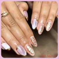 24 faux ongles à presser en forme d'amande, motif papillon dégradé, paillettes dorées, en ABS, pour usage professionnel en salon, certifiés