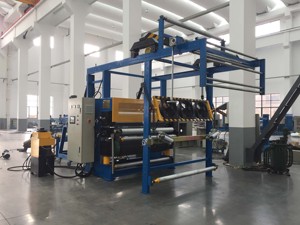 4.5米宽自动步进手动主要功能家纺压花机 - Product Image 2