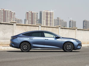 BYD Seal 07dmi 2025, Sedán Mediano de Largo Alcance (70km/125km), Nuevo, Atmosfera Lujosa, Híbrido Enchufable, Nueva Energía, CN ANH - Product Image 4