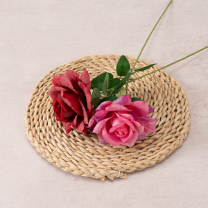 Fleur artificielle en soie, plante verte simulée, rose réticulée à tige unique, modèle Chine WWMG-833, pour toile de fond de mariage et photographie - Product Image 2