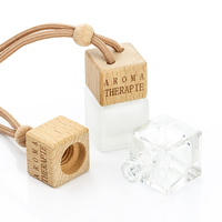 Diffuseur de parfum pour voiture en verre de 10 ml avec crochet de suspension pour désodorisant automobile