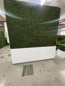 Panneau de feuillage vert en plastique anti-UV, mur végétal artificiel, clôture d'intimité, haie de buis avec <span class=keywords><strong>jardinière</strong></span> noire - Product Image 4