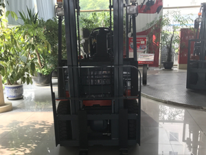 Smooth Operating 1.5 Ton <strong>Electric</strong> <strong>Forklift</strong> CQD15 with <strong>Spare</strong> <strong>Parts</strong> - Product Image 6