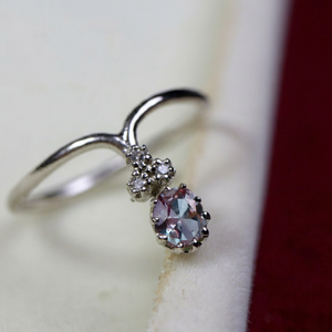Bague de fiançailles en argent sterling 925 avec pierre précieuse Alexandrite, pierre de naissance de juin, bague solitaire pour femme, coupe ovale - Product Image 1