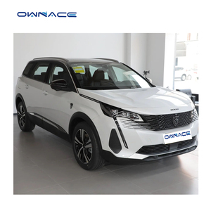 2025 <span class=keywords><strong>Peugeot</strong></span> <span class=keywords><strong>5008</strong></span> Luxury Winter Ready Asientos delanteros con calefacción Espejos con calefacción Modo de conducción en nieve - Product Image 1