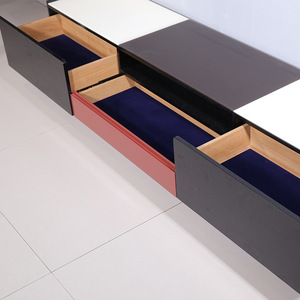 Mueble de <span class=keywords><strong>TV</strong></span> de Madera Nórdico para Sala de Estar Puruo, con Detalles en Metal Negro y Concreto, <span class=keywords><strong>Mesa</strong></span> de Centro Pequeña Dorada - Product Image 5