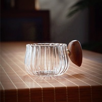 Tasse en verre cannelé avec poignée en bois, verre fumé transparent, pour thé, café, expresso, avec bouton en forme de cœur et connecteur doré, articles de bar, cadeau, vente en gros