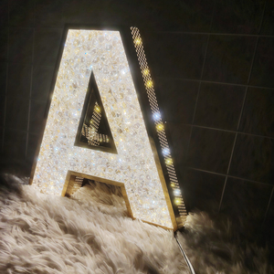 Lettres 3D LED personnalisées en acrylique diamanté, éclairées par l'avant, avec logo de nom d'entreprise, étanches IP54, lumières multicolores pour magasin ou bureau - Product Image 1
