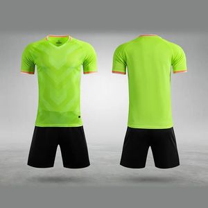 Maillot de football personnalisé de qualité supérieure, imprimé par transfert thermique, 100 % polyester, col ras du cou, manches courtes, respirant, séchage rapide, antibactérien - Product Image 3