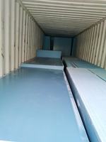 Coffrage en PVC bleu pour la construction en béton