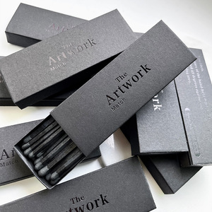 YZ Factory lunga scatola di fiammiferi per sigari annerita con lettere rosse illuminate da asticelle nere da imballaggio di carta con materiali riciclati - Product Image 6